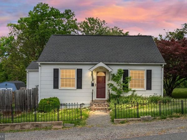 311 COLONIAL AVENUE , FREDERICKSBURG, VA 22405