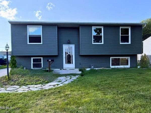 5949 Vistamar Road , Toledo, OH 43611