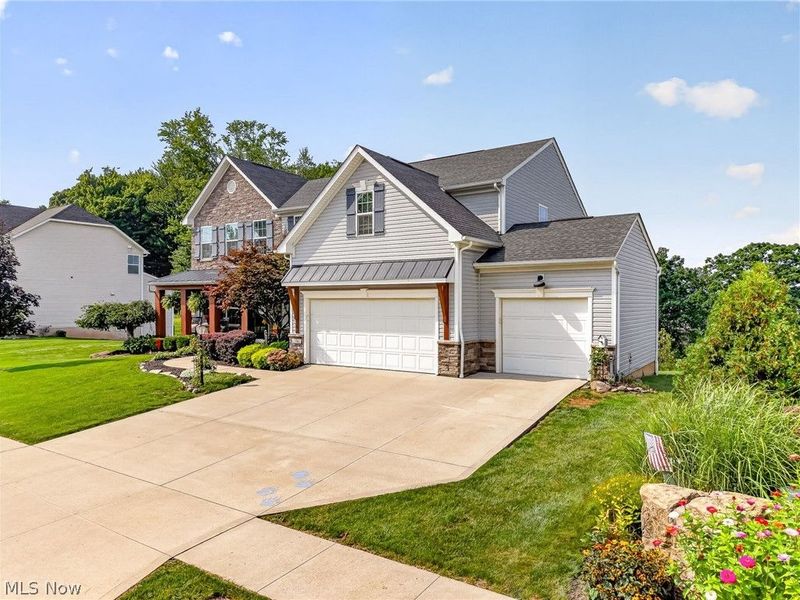 2545 Blue Ash Avenue NW, Canton, OH 44708 Photo 2