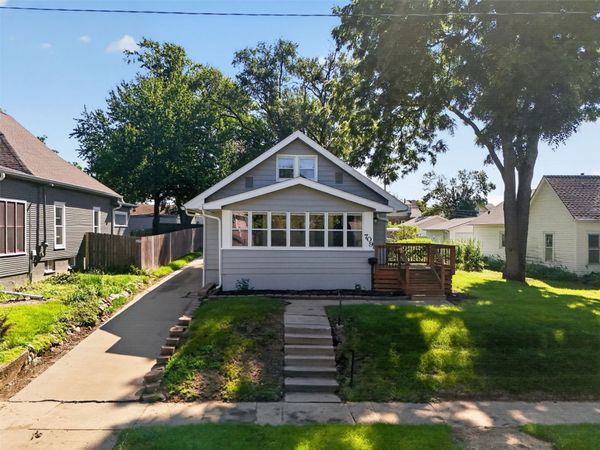 709 Ninth Street, West Des Moines, IA 50265