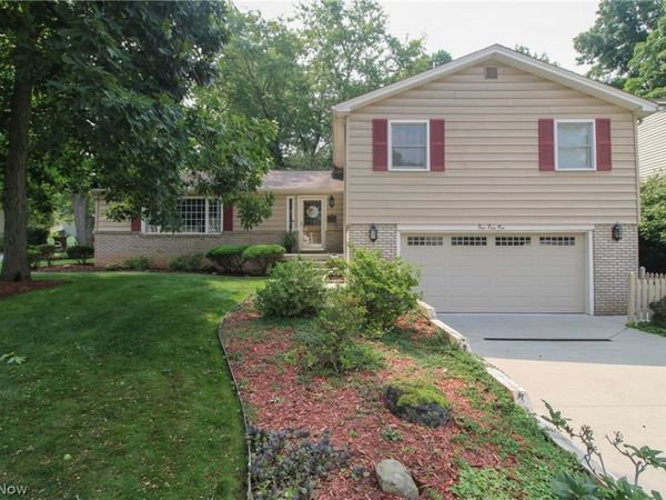 452 Rockland Drive, Boardman, OH 44512