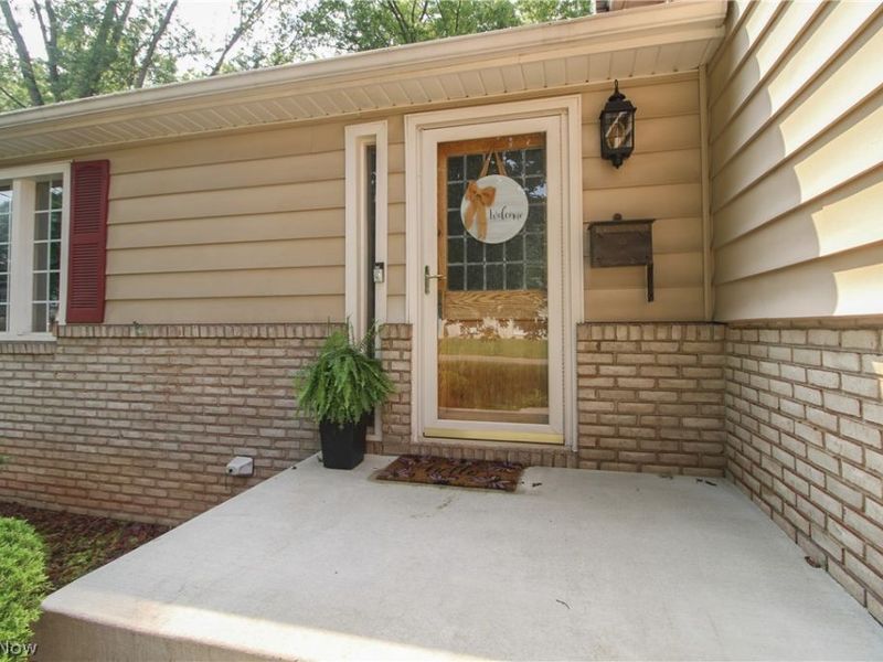 452 Rockland Drive, Boardman, OH 44512 Photo 2