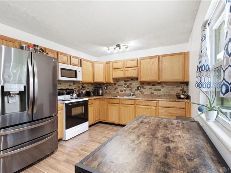 907 Marcia Drive, Trenton, OH 45067 Photo 13
