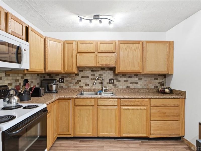 907 Marcia Drive, Trenton, OH 45067 Photo 14