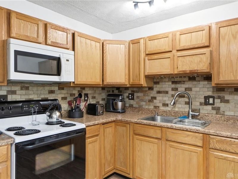 907 Marcia Drive, Trenton, OH 45067 Photo 15