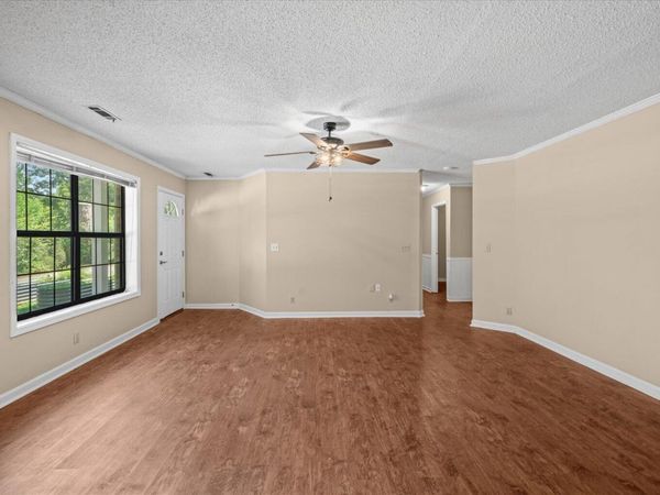 2502 E Hillview Drive, Dalton, GA 30721