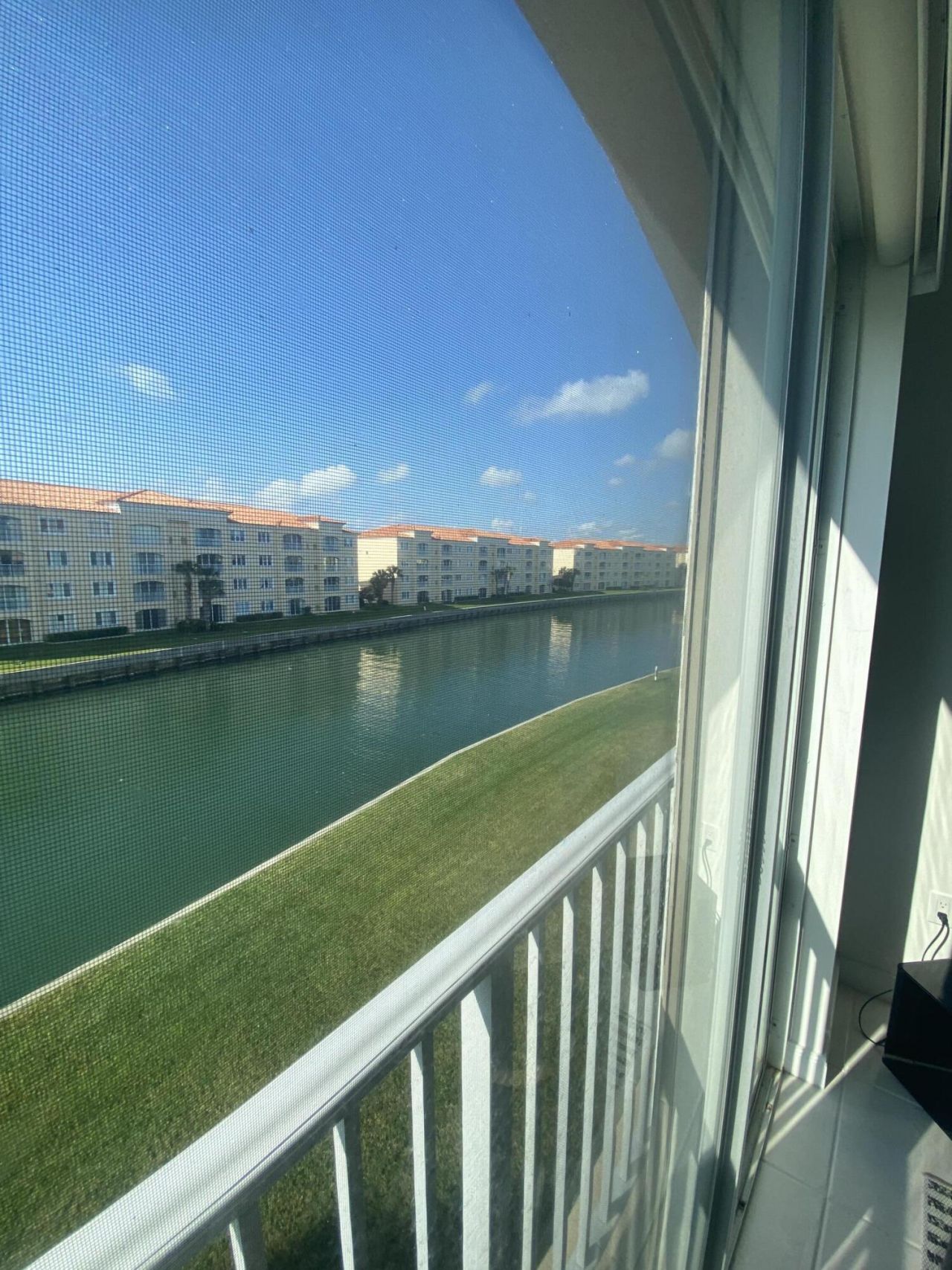 7 Harbour Isle Drive E, Unit 304, Fort Pierce, FL 34949 Photo