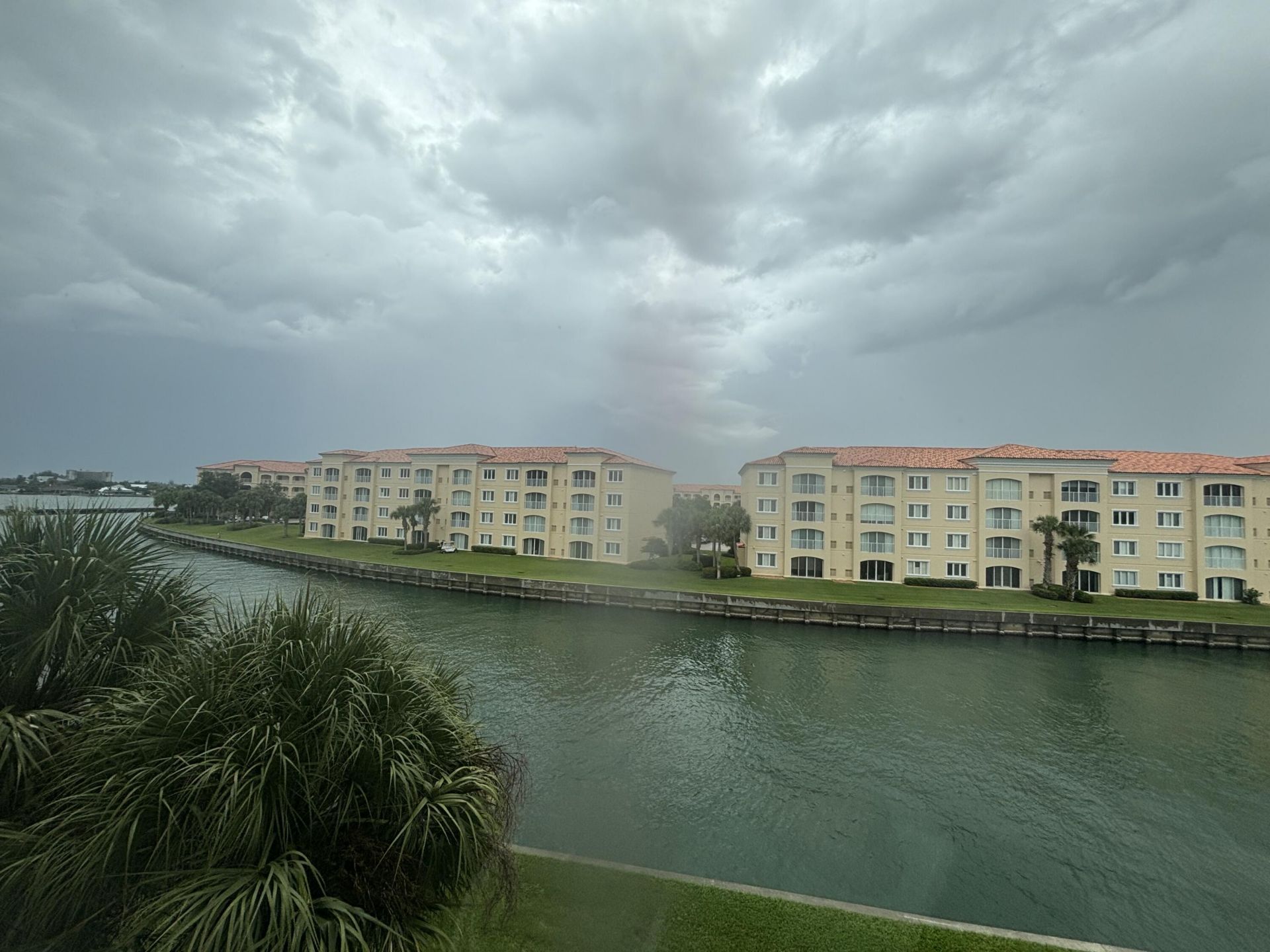7 Harbour Isle Drive E, Unit 304, Fort Pierce, FL 34949 Photo