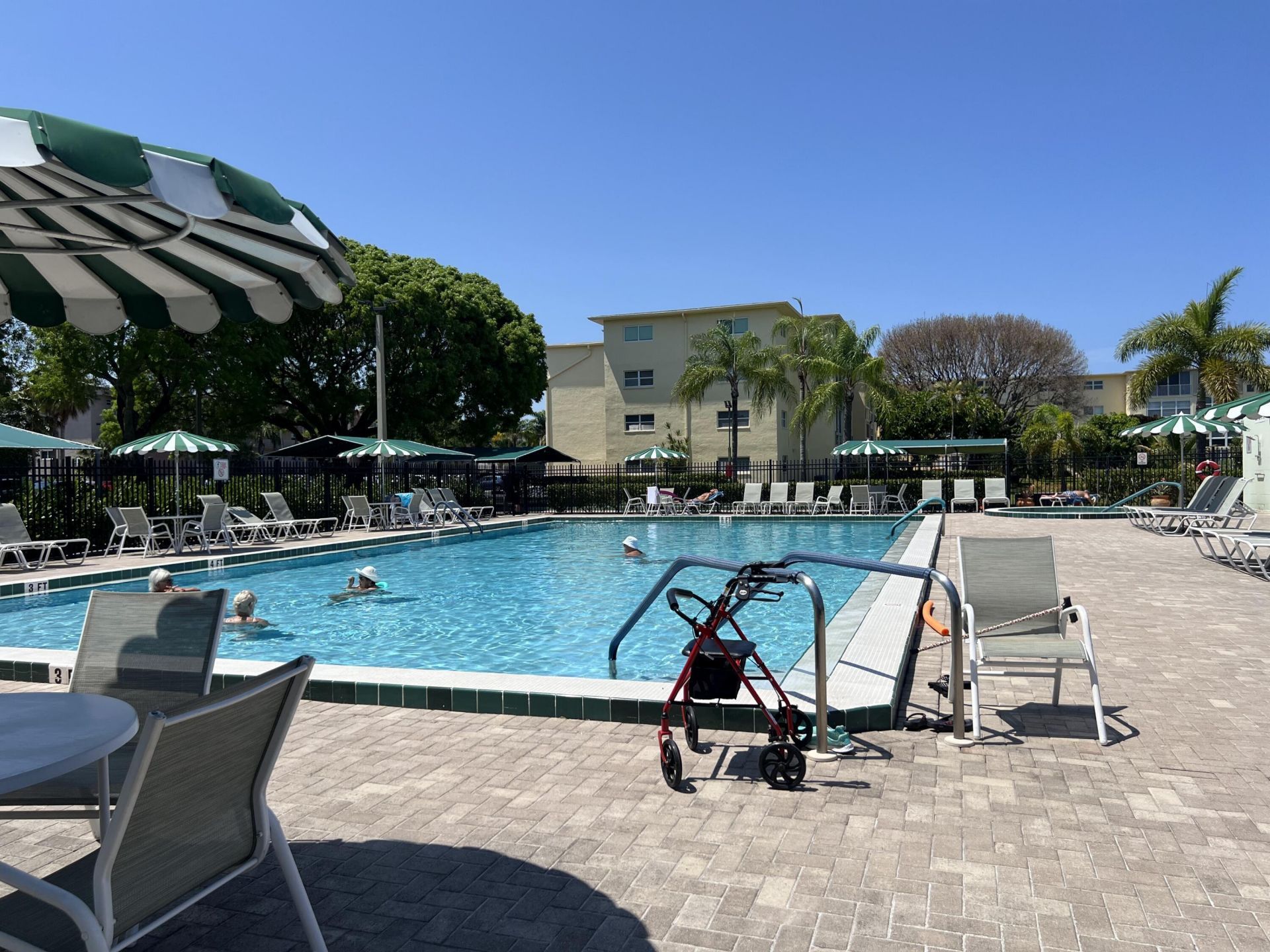 230 NE 26th Avenue, Unit 207, Boynton Beach, FL 33435 Photo