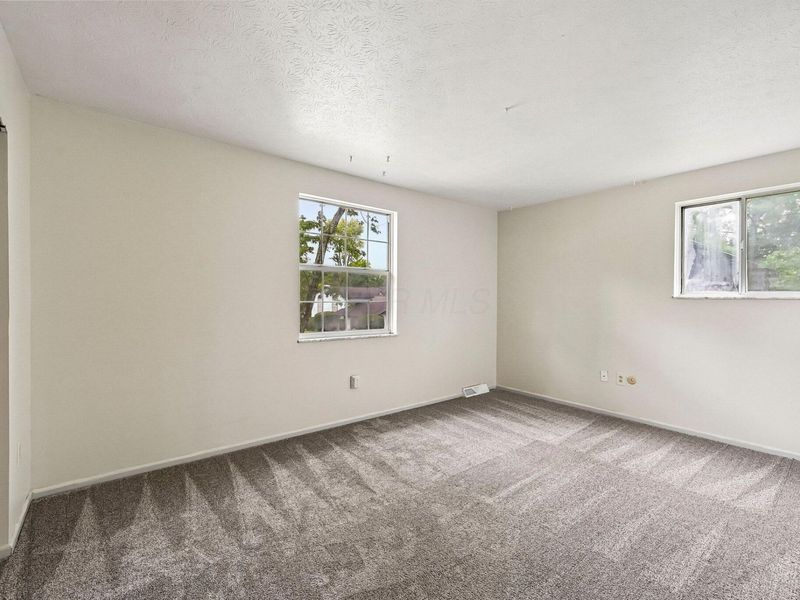 402 Worman Drive, Columbus, OH 43230 Photo 40