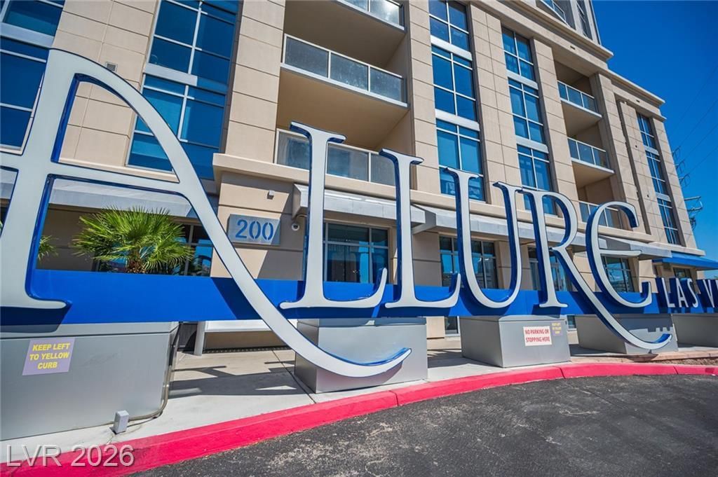 200 W Sahara Avenue, Unit 3401, Las Vegas, NV 89102 Main Photo