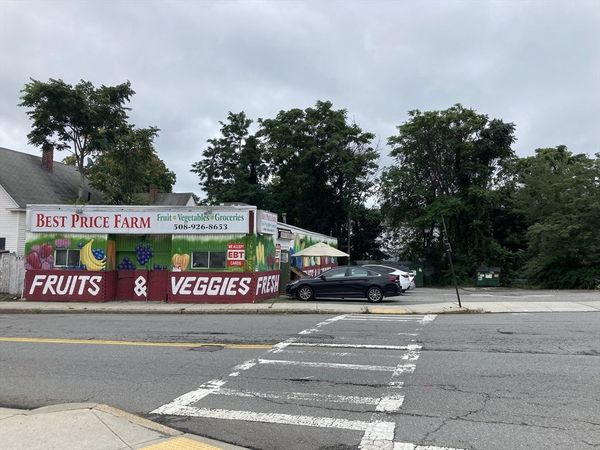 204 Cambridge St, Worcester, MA 01603