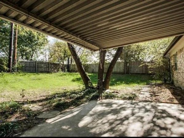 6404 Moonglow Lane, Watauga, TX 76148