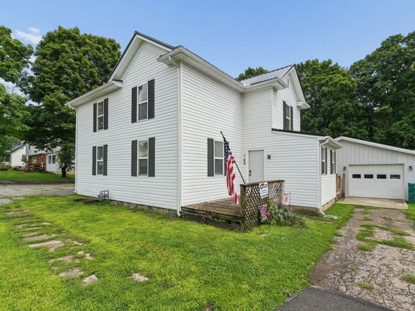 160 S Harrison Street , Tarlton, OH 43156