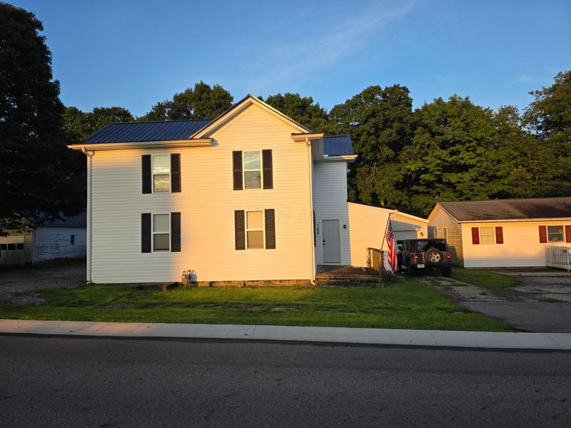 160 S Harrison Street , Tarlton, OH 43156 Photo 2