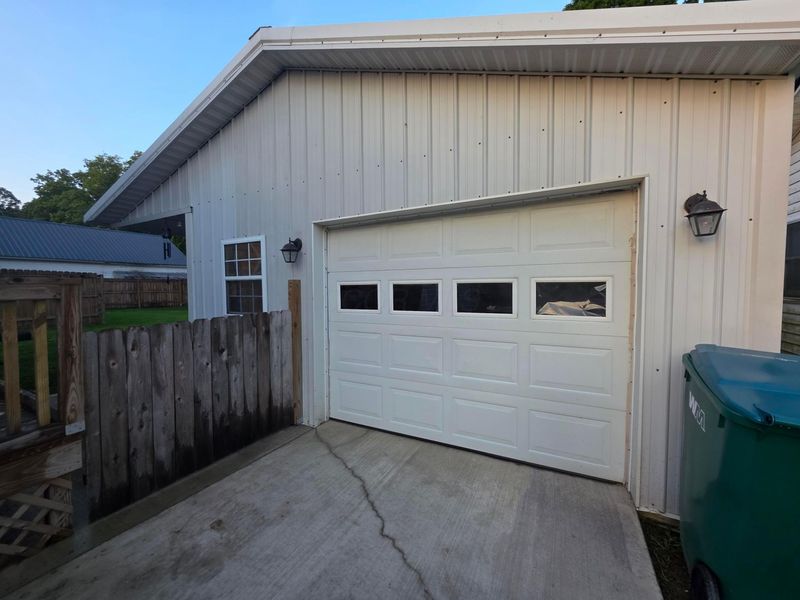 160 S Harrison Street , Tarlton, OH 43156 Photo 4