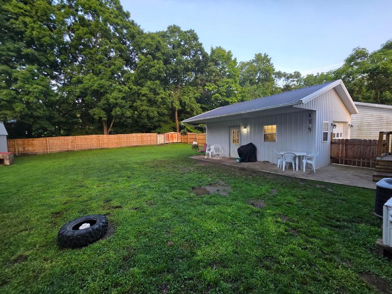 160 S Harrison Street , Tarlton, OH 43156 Photo 5