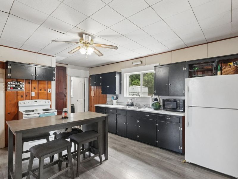 160 S Harrison Street, Tarlton, OH 43156 Photo 9