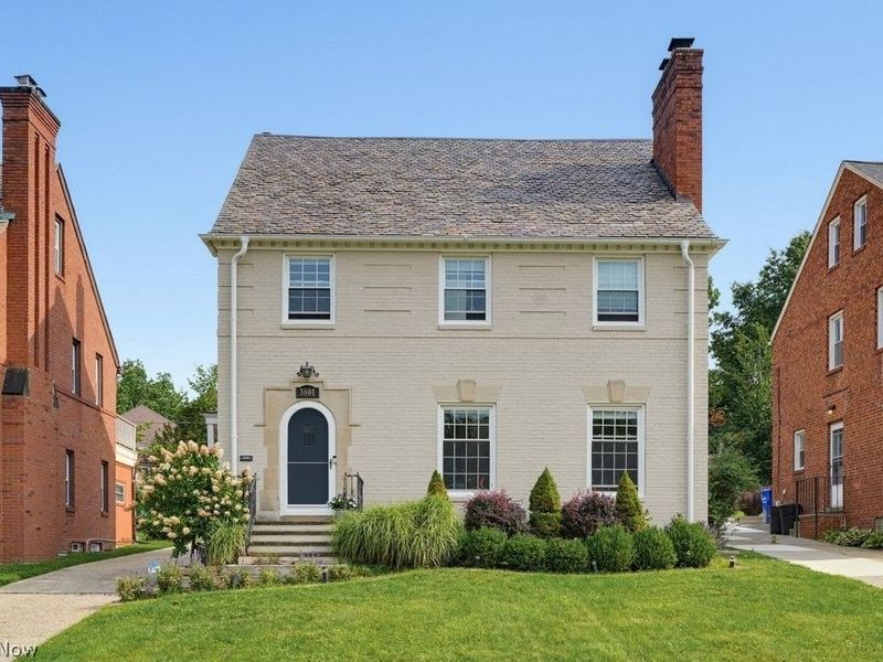 3801 Washington Boulevard, University Heights, OH 44118 Photo 1