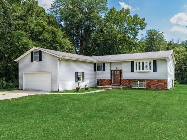 6609 Refugee Road SW, Etna, OH 43062
