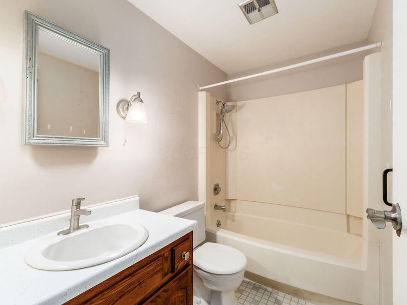 6609 Refugee Road SW, Etna, OH 43062 Photo 19