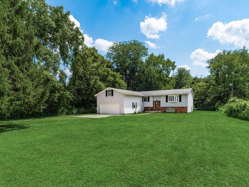 6609 Refugee Road SW, Etna, OH 43062 Photo 2