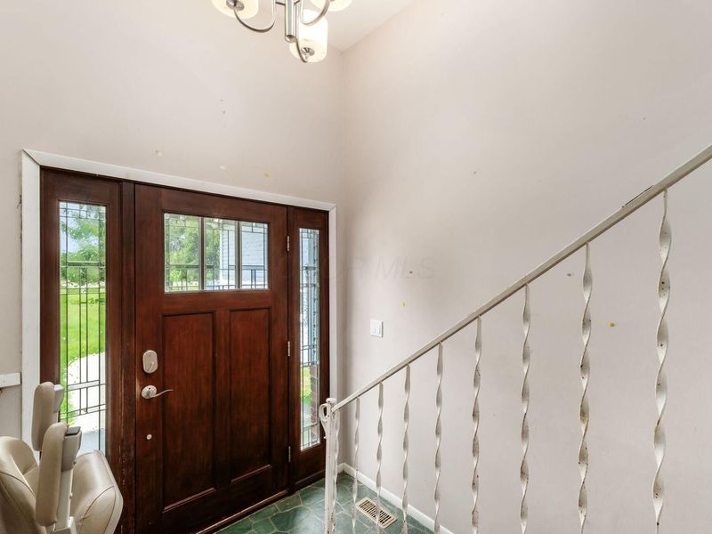 6609 Refugee Road SW, Etna, OH 43062 Photo 6