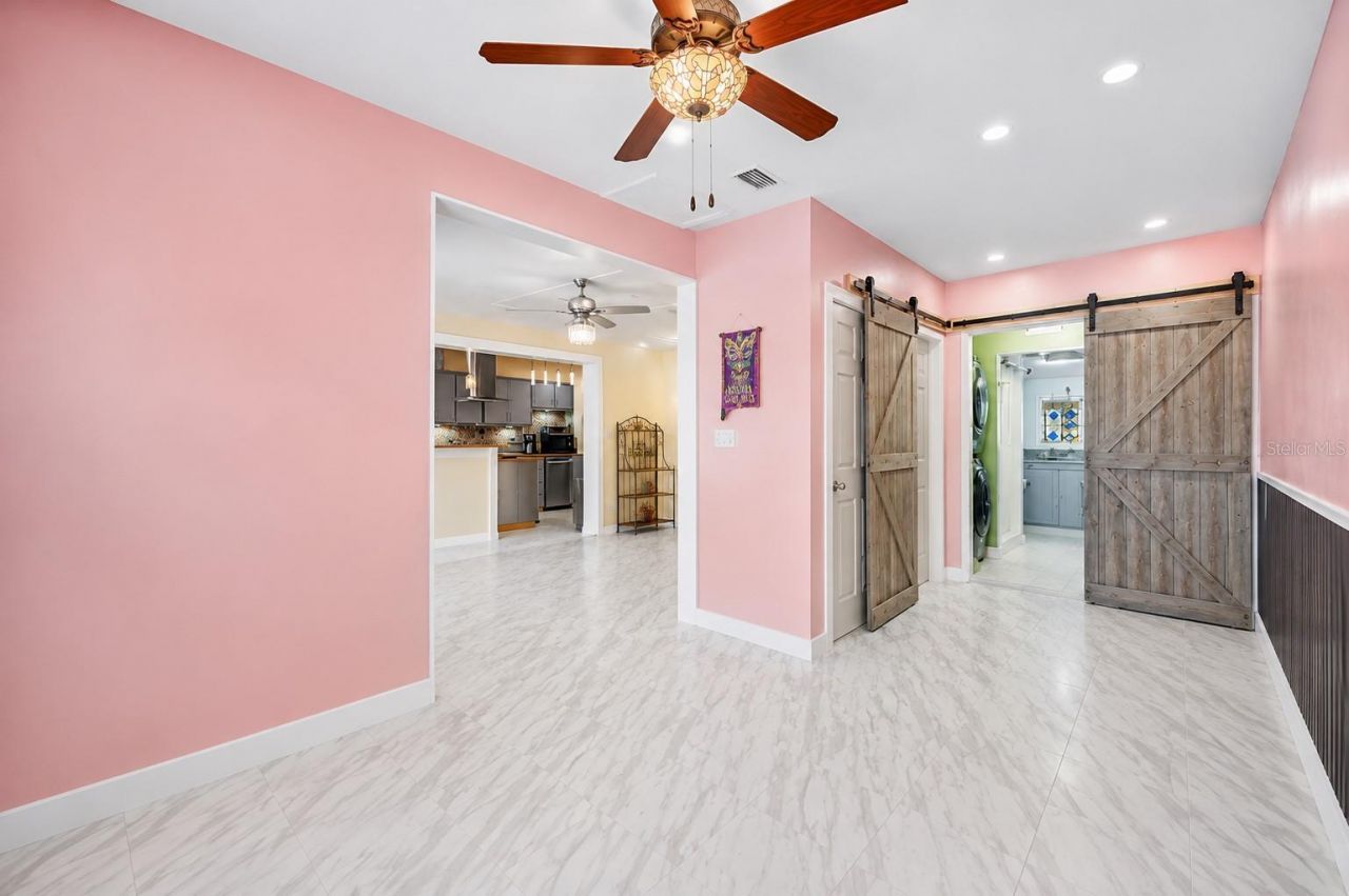 1572 77th Avenue N, Saint Petersburg, FL 33702 Photo