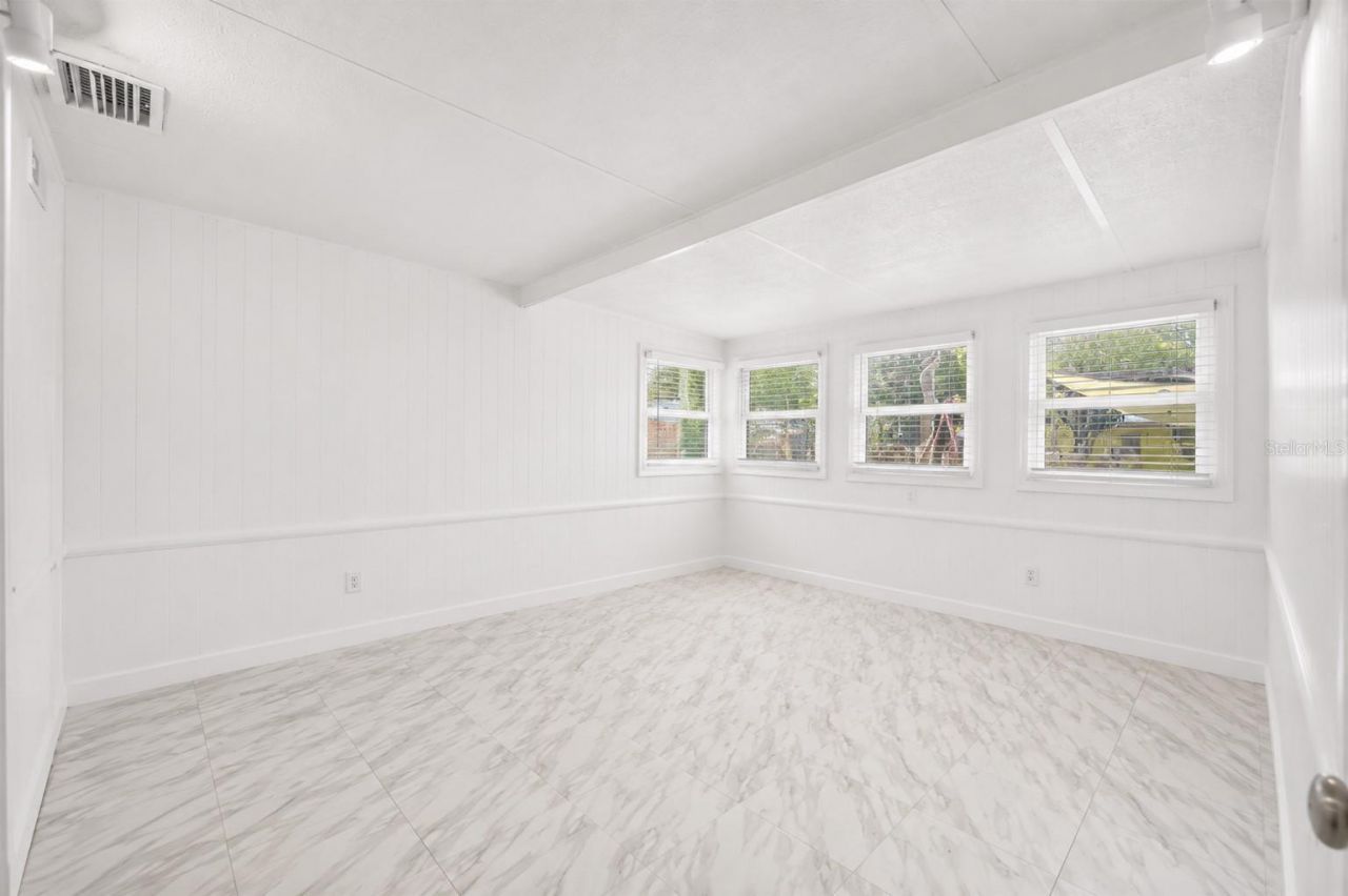 1572 77th Avenue N, Saint Petersburg, FL 33702 Photo