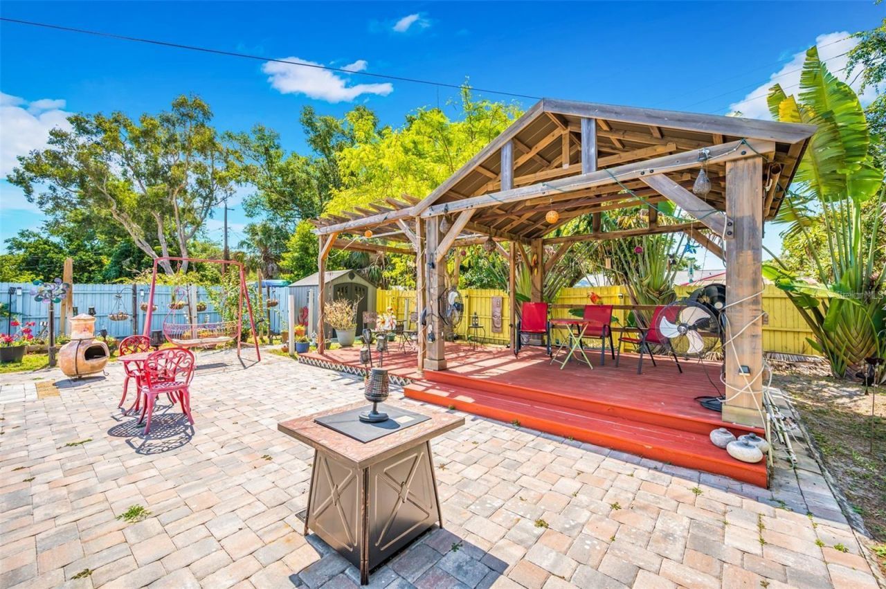 1572 77th Avenue N, Saint Petersburg, FL 33702 Photo