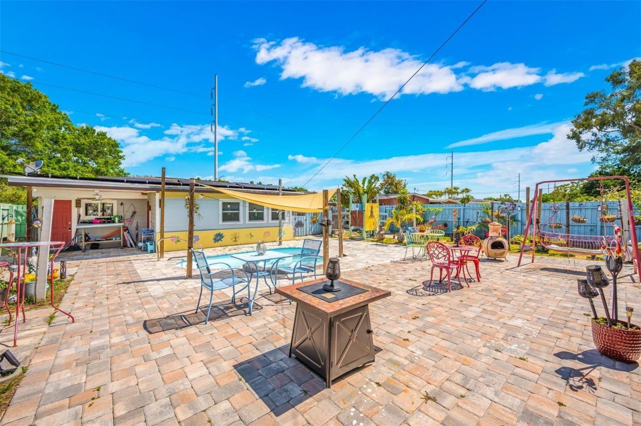 1572 77th Avenue N, Saint Petersburg, FL 33702 Photo