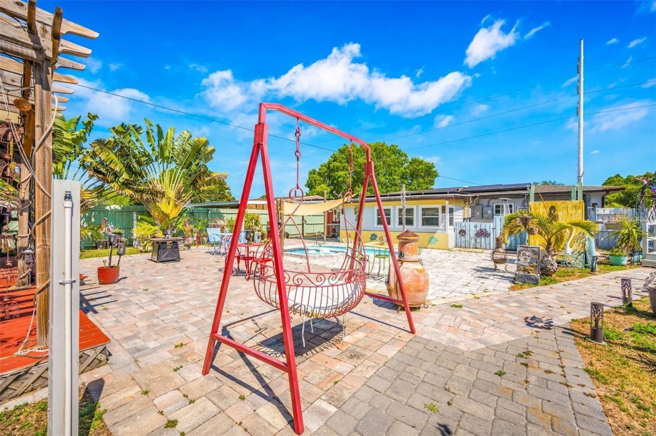 1572 77th Avenue N, Saint Petersburg, FL 33702 Photo