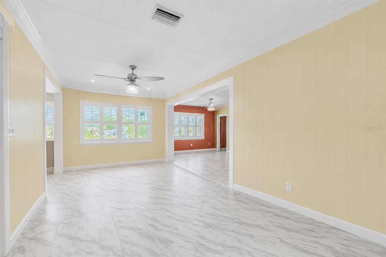 1572 77th Avenue N, Saint Petersburg, FL 33702 Photo