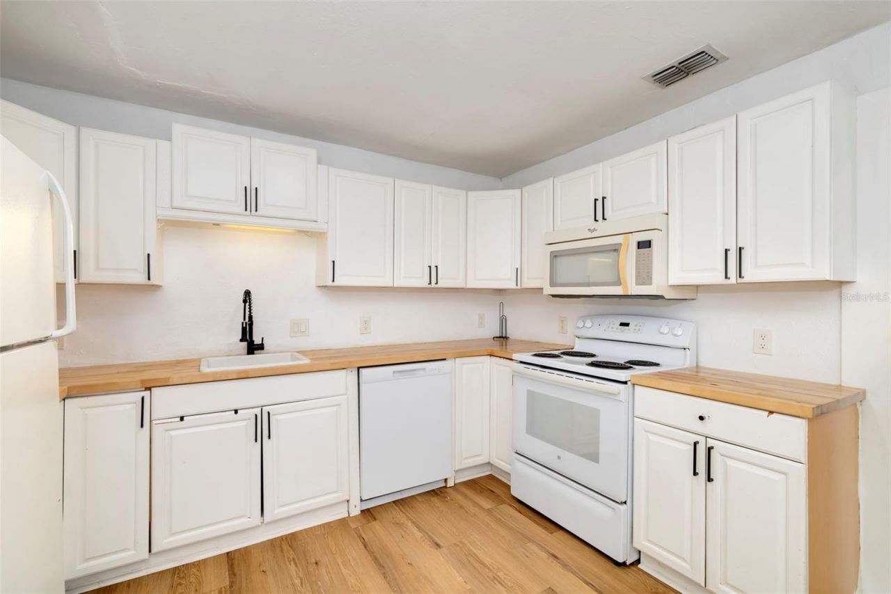 1636 Prescott Street S, Saint Petersburg, FL 33712 Photo