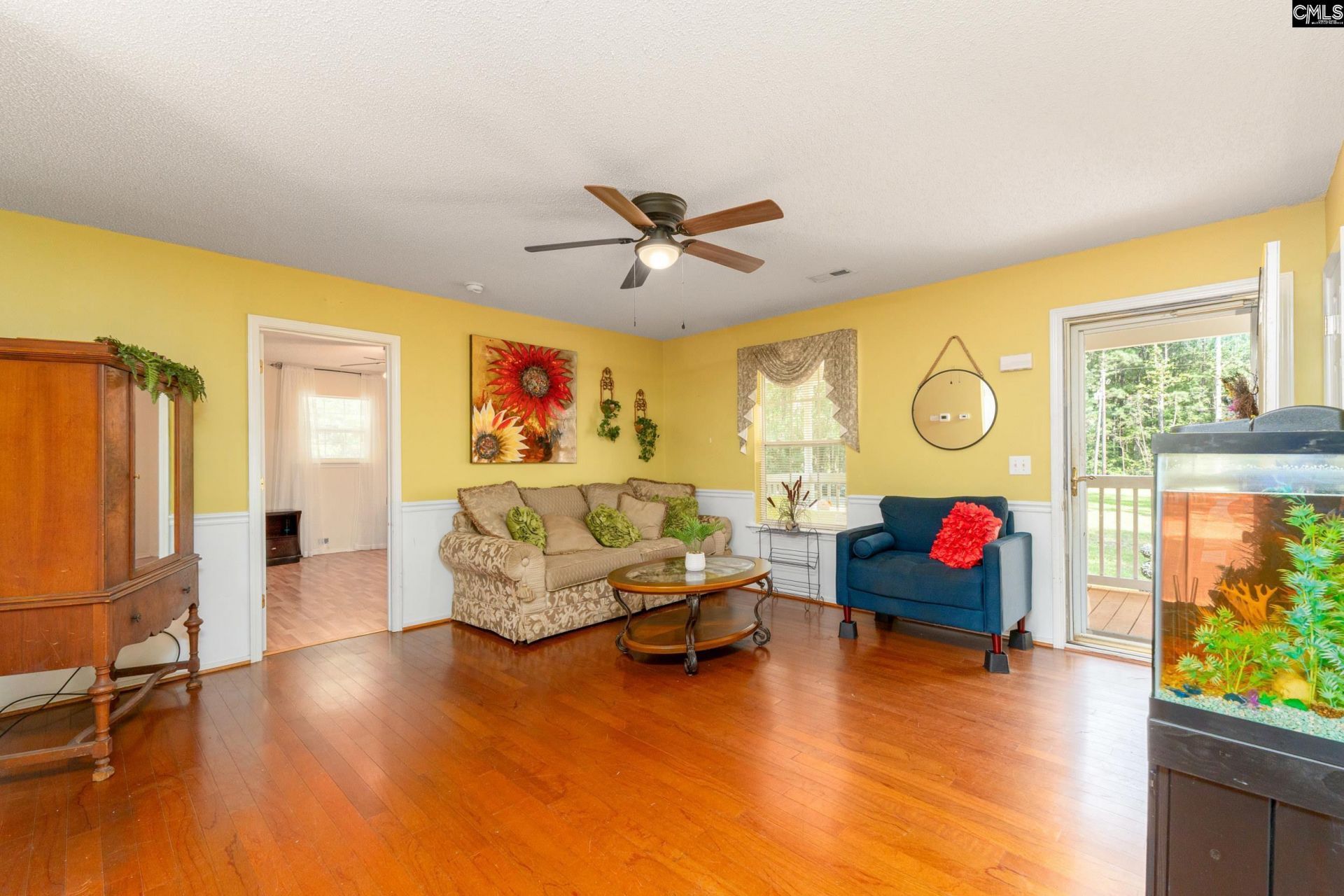 1345 Winterwood Road  Photo 5