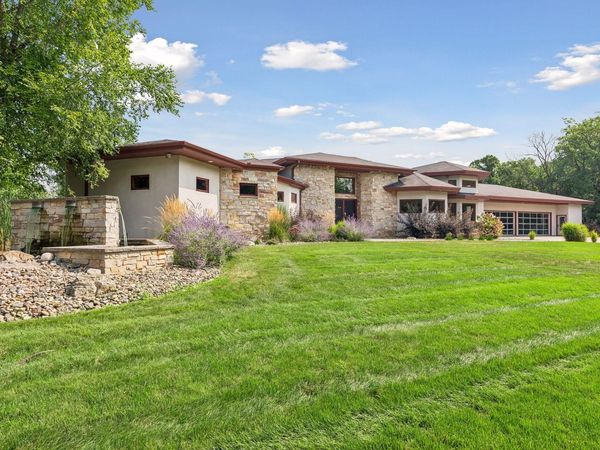 W10622 State Road 35, Prescott, WI 54021