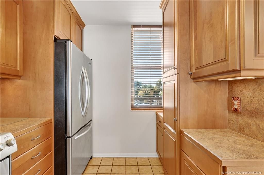 1950 SW Palm City Road , Unit 14-302, Stuart, FL 34994 Photo
