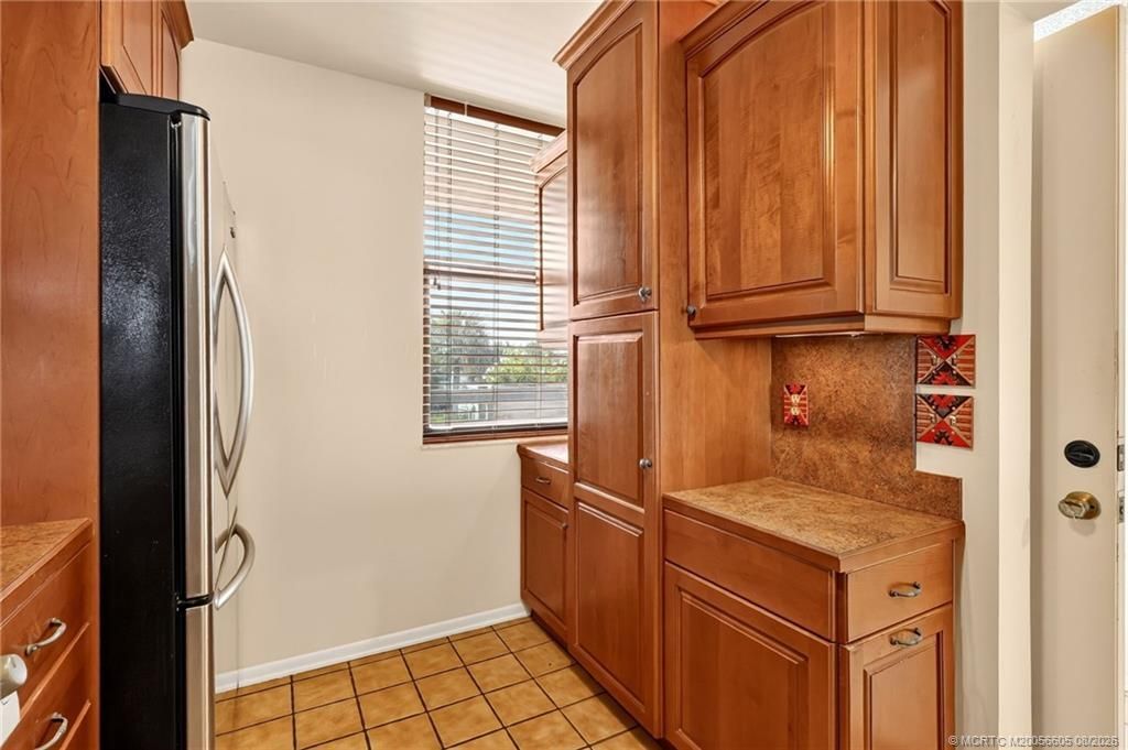 1950 SW Palm City Road , Unit 14-302, Stuart, FL 34994 Photo