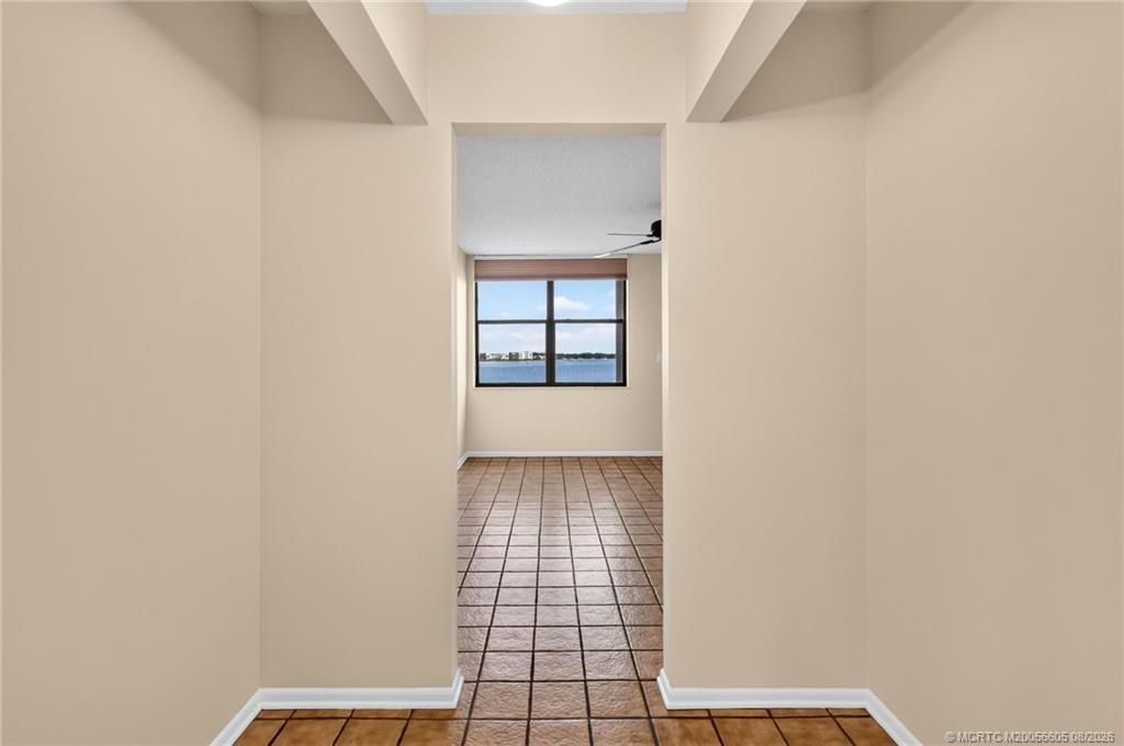 1950 SW Palm City Road , Unit 14-302, Stuart, FL 34994 Photo