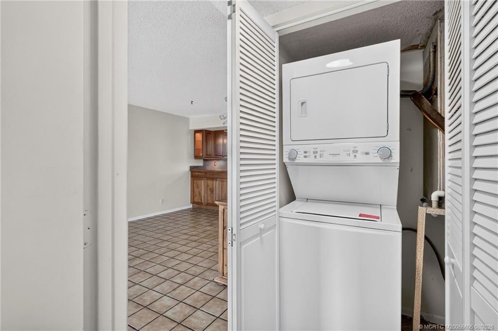 1950 SW Palm City Road , Unit 14-302, Stuart, FL 34994 Photo