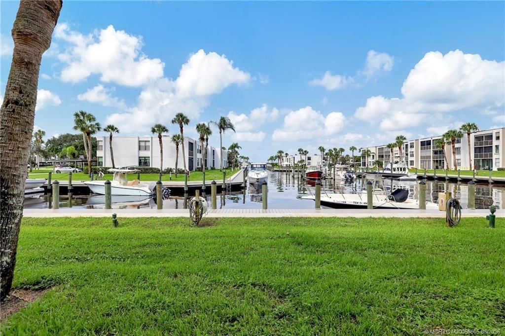 1950 SW Palm City Road , Unit 14-302, Stuart, FL 34994 Photo