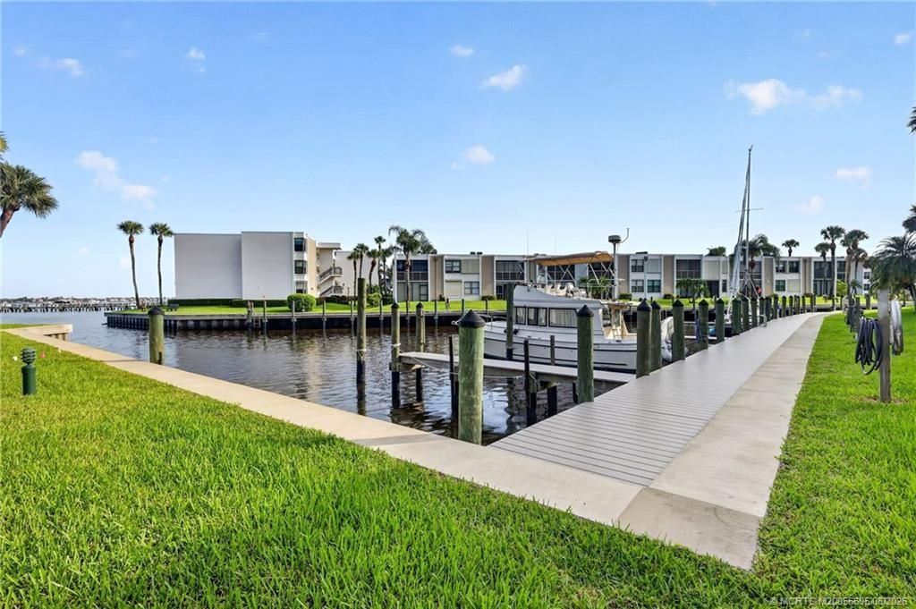 1950 SW Palm City Road , Unit 14-302, Stuart, FL 34994 Photo