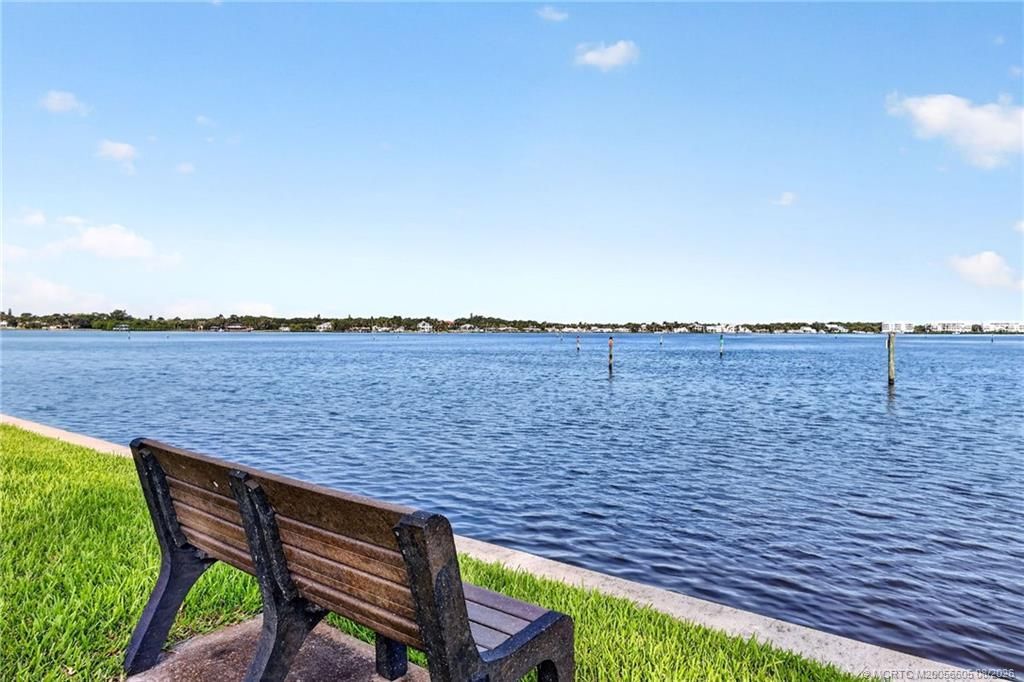 1950 SW Palm City Road , Unit 14-302, Stuart, FL 34994 Photo
