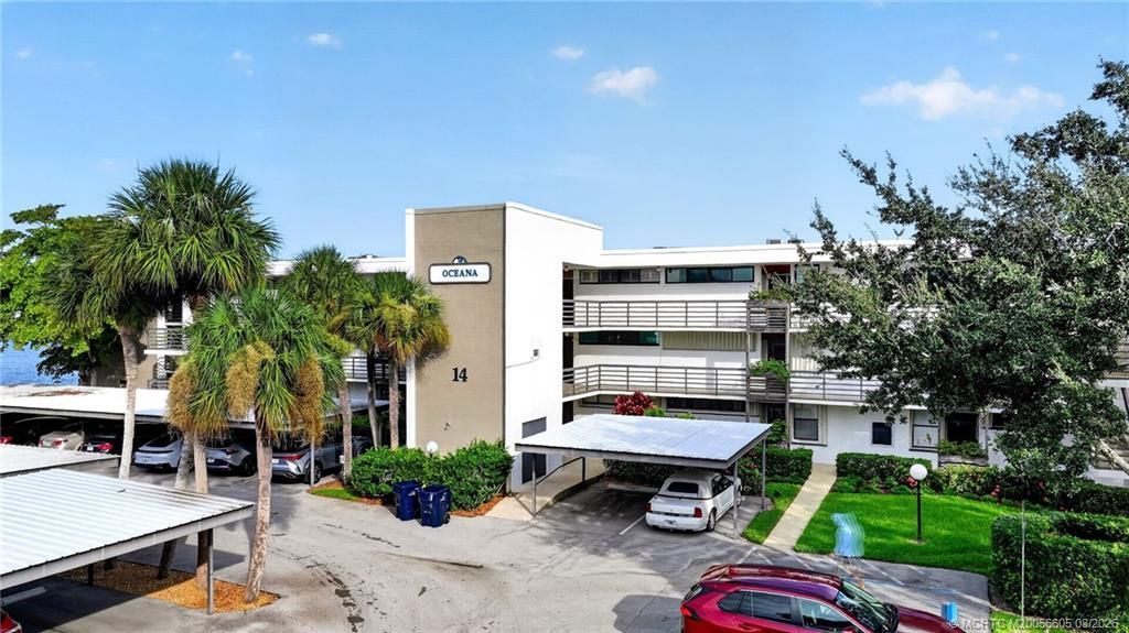 1950 SW Palm City Road , Unit 14-302, Stuart, FL 34994 Photo