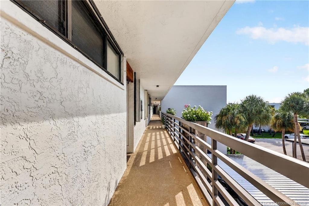 1950 SW Palm City Road , Unit 14-302, Stuart, FL 34994 Photo