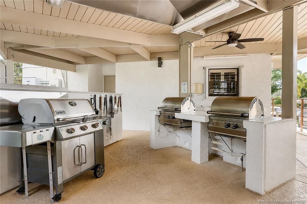 1950 SW Palm City Road , Unit 14-302, Stuart, FL 34994 Photo