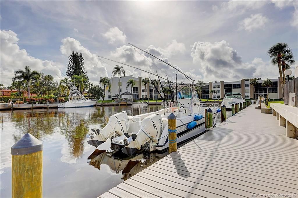 1950 SW Palm City Road , Unit 14-302, Stuart, FL 34994 Photo