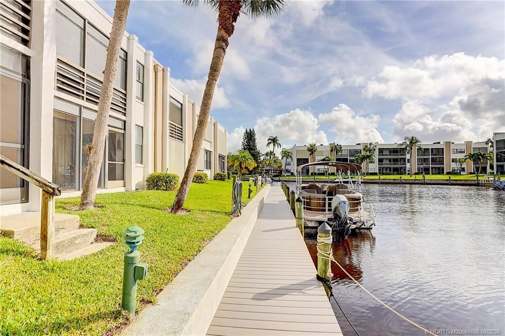 1950 SW Palm City Road , Unit 14-302, Stuart, FL 34994 Photo