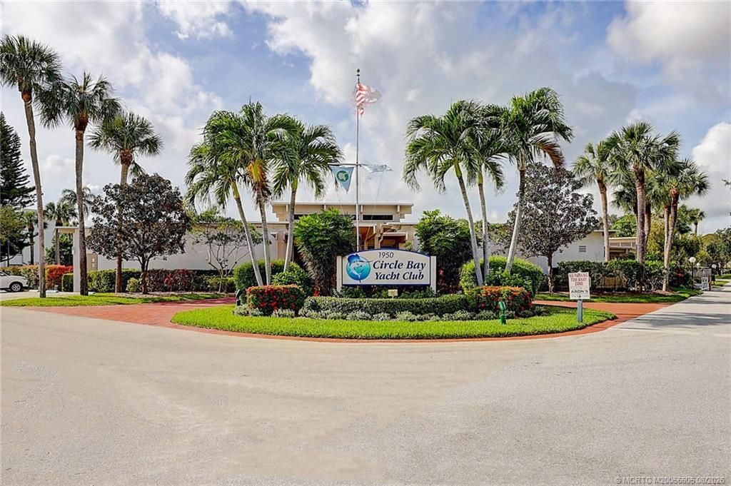 1950 SW Palm City Road , Unit 14-302, Stuart, FL 34994 Photo