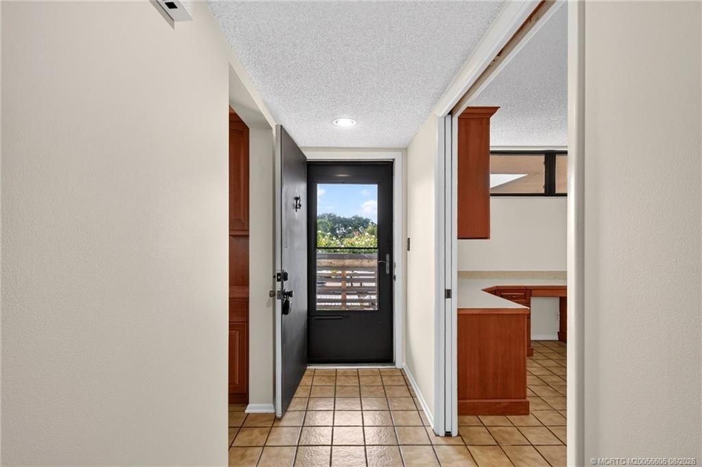 1950 SW Palm City Road , Unit 14-302, Stuart, FL 34994 Photo